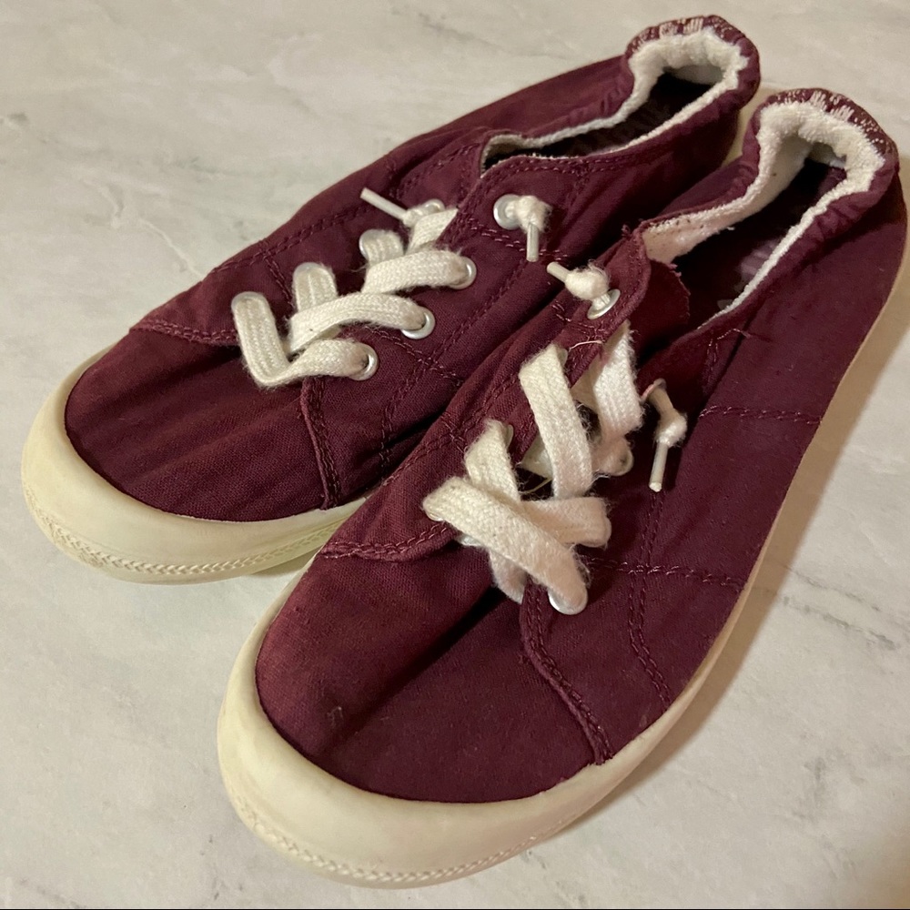 Maroon Mad Love Slip-On Sneakers